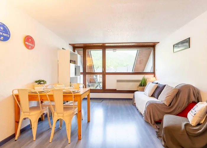 Pour 4 A Saint-lary-soulan, Proche Centre Et Telecabine - Fr-1-296-479 Apartment